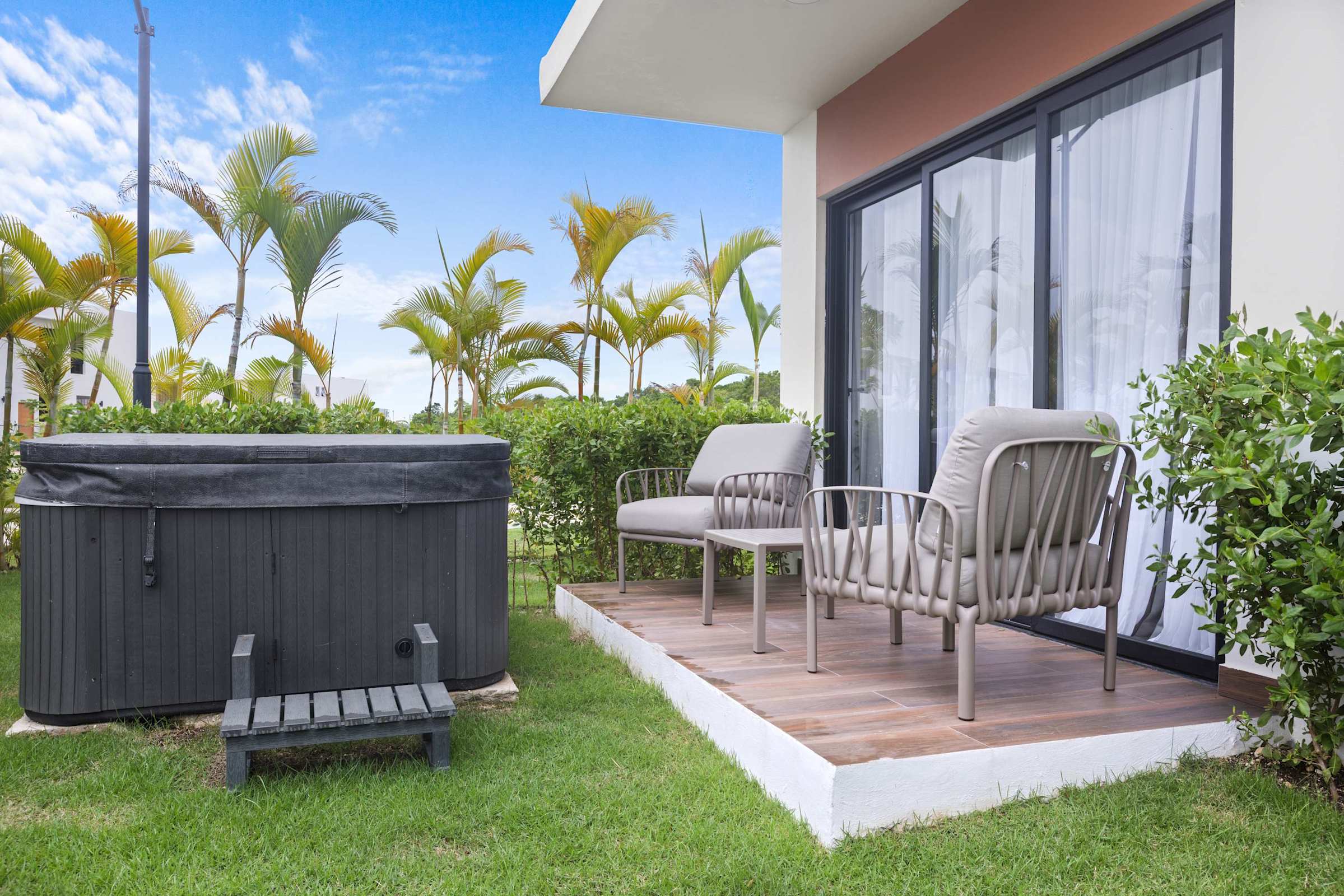 1BR Apartment w/ Pool • Unique Vistacana