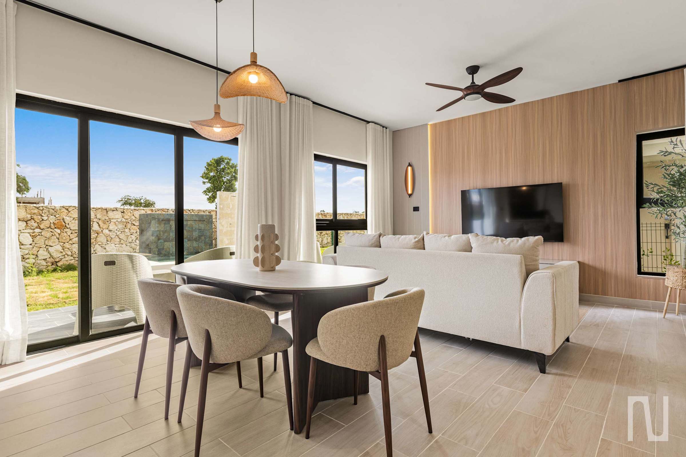 Contemporary 3BR Villa with Pool